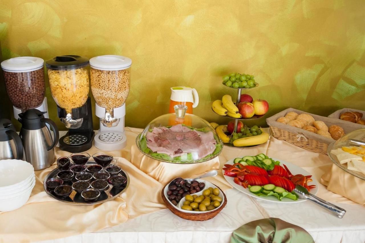 Отель Hotel Corvaris Бухарест-12